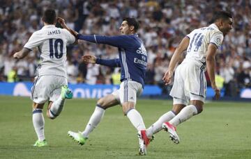 James celebrates his equaliser against Barça