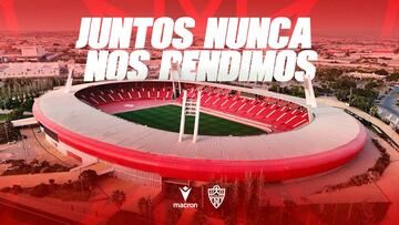 Macron se une al Almería.