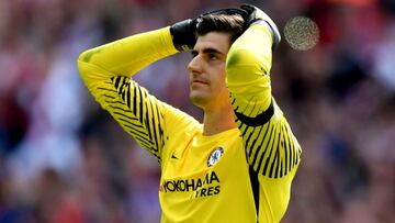 Chelsea's Courtois leaves Belgium squad with hamstring injury