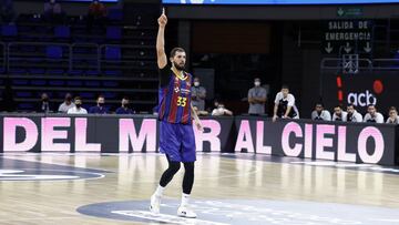 Nikola Mirotic celebra un triple ante el Real Madrid en la final de la Supercopa Endesa 2020.