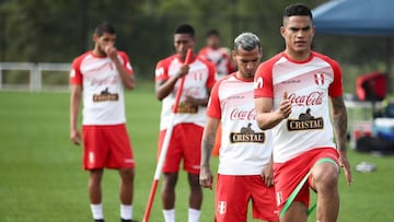 Perú, con novedades en el once, enfrenta a Ecuador