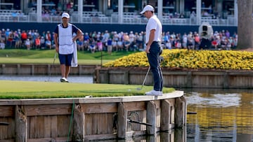 How far is the 17th hole at TPC Sawgrass?