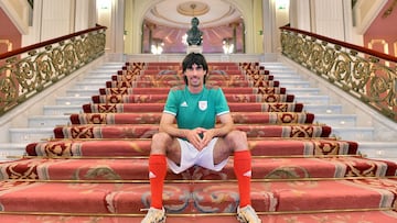 Carlos Martínez: “Ningún club juega ya sólo con canteranos”