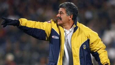 Dupla Claudio Suárez - Jorge Campos suena para dirigir a Pumas