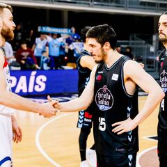 El Cafés Candelas Breogán consuma el descenso a Leb Oro