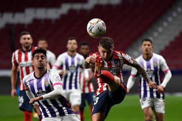 Kike Pérez y Trippier 