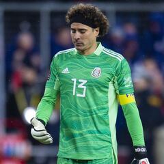 Amenazas a esposa de Memo Ochoa y Chaka Rodríguez son denunciables