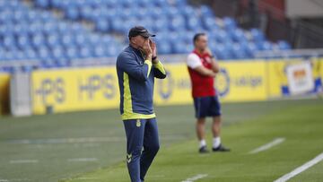 Pepe Mel insiste en reforzar el centro del campo