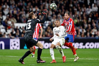 Algo pasa con Mbappé