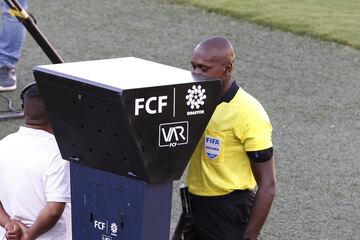 Con un doblete del argentino Luciano Pons, el cuadro antioqueño se impuso 2-0 ante el actual campeón del fútbol colombiano, que todavía no gana en el torneo.