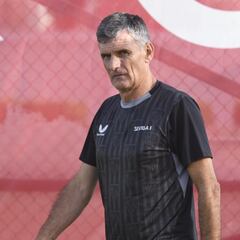 Mendilibar exige: otro delantero, un central, un mediocentro...