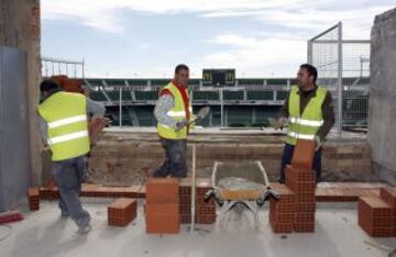 Obras en el vomitorio del anillo superior.