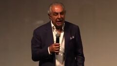 "Algún día, nuestros '9' harán goles... Dios nos pille confesados"