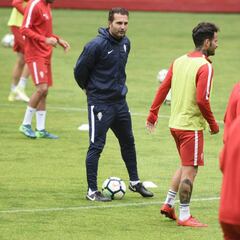 El plan de Caminero para el banquillo si firma por el Málaga