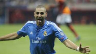 Habría una oferta del Arsenal por Benzema de 54 millones