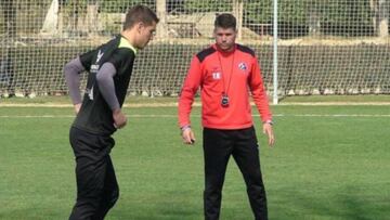 Manuel Sánchez es duda para el partido ante el Huesca