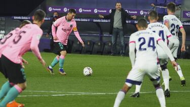 Photogenic/Pablo Requejo, Valladolid. 22/12/2020.
Jornada 15 de La Liga Santander entre el Real Valladolid y el F.C. Barcelona.
Messi en el gol de Clément Lenglet