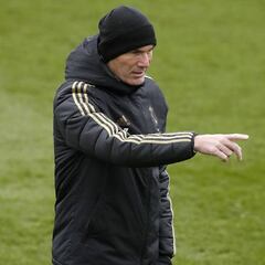 Zidane: "James está para jugar"