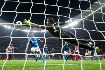 2-2. Héctor Herrera marcó el segundo gol.