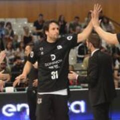 Un 0-16 eleva al Bilbao a la séptima plaza en Badalona