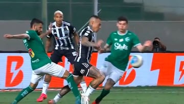 Edu Vargas hace esto a días de la final de la Libertadores y todos los hinchas reaccionan en redes