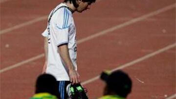 Messi no entrenó hoy y Maradona probó en el once con Pastore