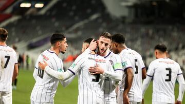 Gabriel Suazo se lució en Toulouse y con un número de camiseta inédito