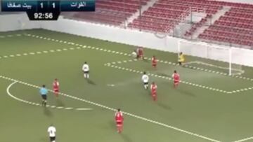 Minuto 93, 1-1 y hace lo que nadie imaginaba: ¡gol de tijera sin ángulo!