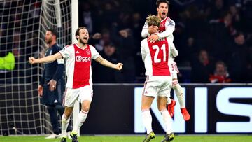 El Ajax ha recibido la ayuda de su Federación para tener más tiempo para preparar su visita al Santiago Bernabéu.