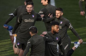 Saúl, Koke, Torreira y Lemar, en un entrenamiento.