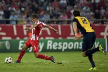 Ibrahim Afellay marca el 2-0.