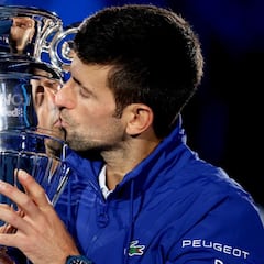 Djokovic on Sampras no.1 record break: "It feels amazing... he was my childhood hero"