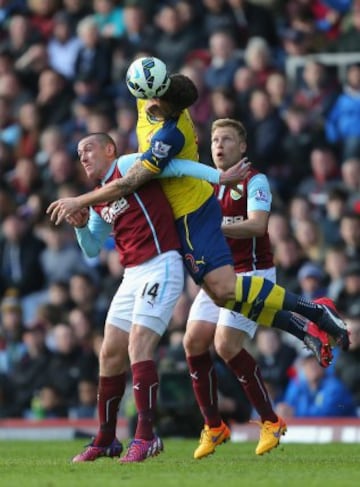 Arsenal se impuso sobre el Burnley por la cuenta mínima. 