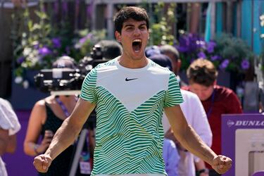 El tenista murciano celebra con rabia la victoria en el torneo de Queen's. 