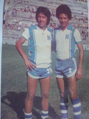 El mediocampista salvadoreño jugó un año en el fútbol mexicano, durante la temporada 77/78 defendió los colores de los Rayados de Monterrey. Se retiró en el 94 jugando para el FAS. 