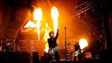 Green Day al ICE: “Dejen ese trabajo de mierda”