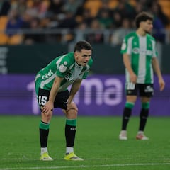 Fidalgo silencia a los críticos: “Yo tengo pasaporte, soy mexicano”