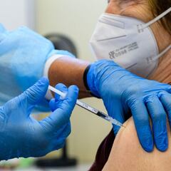 Bajo sospecha nuevos efectos secundarios de las vacunas de Pfizer, Moderna, AstraZeneca y Janssen