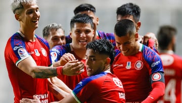Anotó su quinto gol en cuatro partidos y sacó a su equipo de la zona de descenso en el fútbol chileno