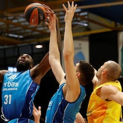 El Gran Canaria resiste el empuje del Fuenlabrada y de Eyenga