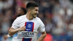 Carlos Soler celebra su gol ante el Troyes.