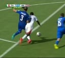 Chiellini cometió penalti sobre Campbell, pero no se señaló
