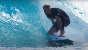 El Príncipe Harry en el Surf Ranch de Kelly Slater.
