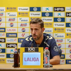 Luis García: “Jugadores como Jonathan Viera, Cazorla o Tamudo deberían ser eternos”