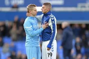 Emocionante homenaje a Ucrania en Goodison Park