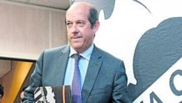 <b>FIRME. </b> Manuel Llorente ha dejado claro a Villa que forma parte del Valencia de la próxima temporada.