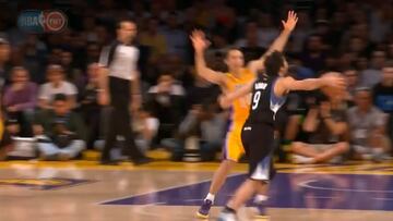 Vuelve el show a Minnesota: el Top-10 de Ricky en los Wolves es simplente espectacular