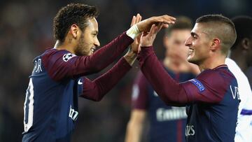 PARIS, FRANCE - OCTOBER 31: Neymar of PSG and Marco Verratti of PSG celebrates after Marco Verratti scored his sides first goal during the UEFA Champions League group B match between Paris Saint-Germain and RSC Anderlecht at Parc des Princes on October 31, 2017 in Paris, France.  (Photo by Dean Mouhtaropoulos/Getty Images)