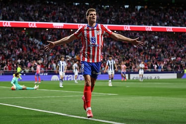 1-0. Alexander Sorloth celebra el primer tanto.