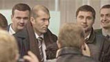 Zidane a la llegada a Kiev.